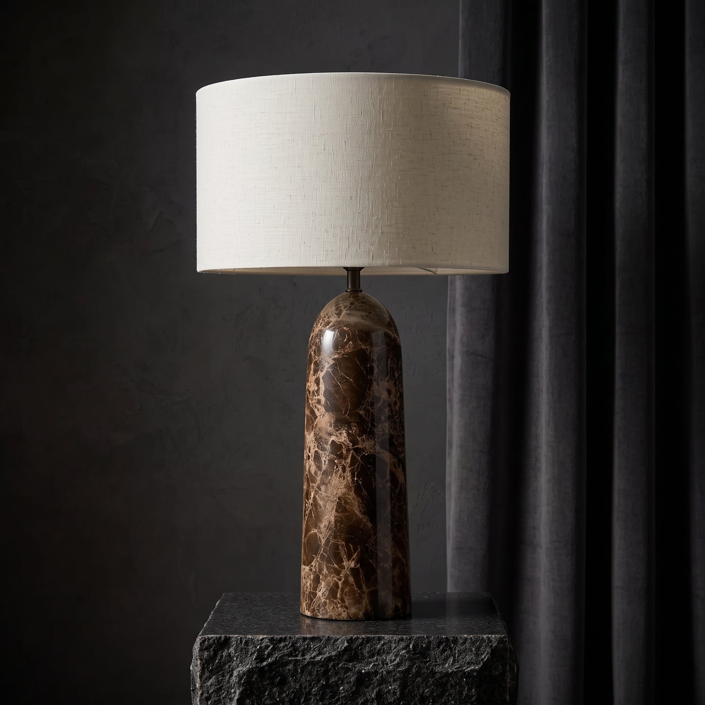 Bordslampa Emperador Marmor Milano – H 52 × B 35 cm