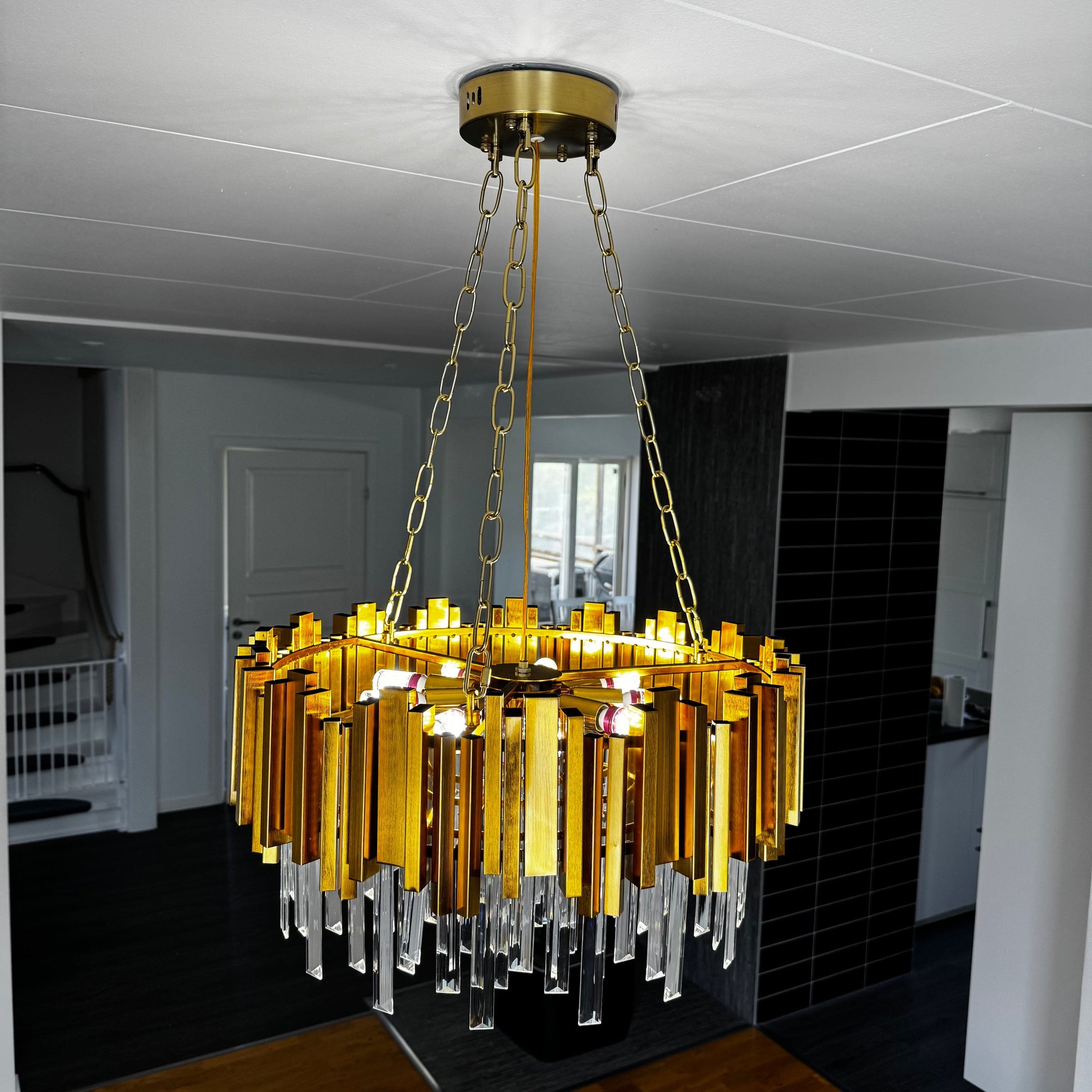 Mandset Kristallkrona Vienna 50 cm – Modern Guld & K9 Kristall